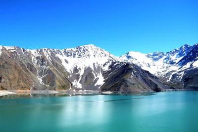 Small-Group Cajón del Maipo Full-Day Tour and Picnic Small-Group Cajón del Maipo Full-Day Tour and Picnic