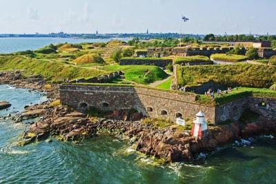 Helsinki and Suomenlinna Sightseeing Tour Helsinki and Suomenlinna Sightseeing Tour