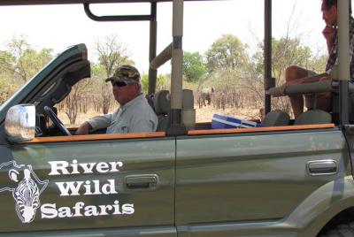 Game Drive (AM / PM) - Zambezi National Park - River Wild Safaris Game Drive (AM / PM) - Zambezi National Park - River Wild Safaris