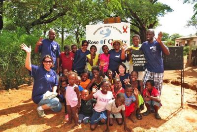 Pay It Forward Tour/Shop with a Purpose (Zimbabwe) Pay It Forward Tour/Shop with a Purpose (Zimbabwe)