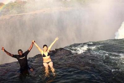 Victoria Falls Border pick up & inter Hotels Victoria Falls Border pick up & inter Hotels
