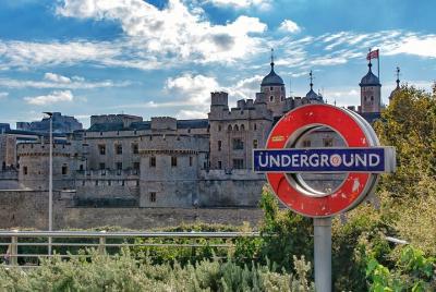 London Text Message Treasure Hunt Experience around Tower Hill London Text Message Treasure Hunt Experience around Tower Hill