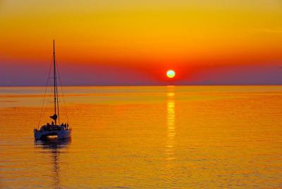 Santorini Sunset Luxury Sailing Catamaran Cruise with BBQ, drinks Santorini Sunset Luxury Sailing Catamaran Cruise with BBQ, drinks