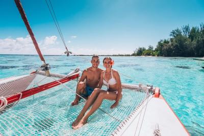 PRIVATE Half Day Tour : Moorea Snorkeling & Sailing on a Catamara PRIVATE Half Day Tour : Moorea Snorkeling & Sailing on a Catamara