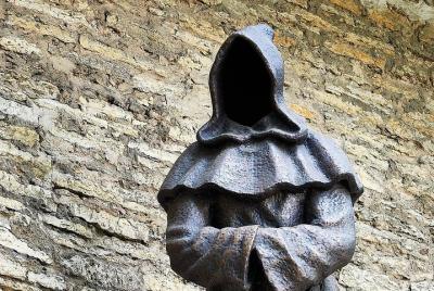 Tallinn Private Tour of Old Town and Kadriorg