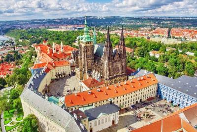 Prague Half-Day City Tour Including Vltava River Cruise Prague Half-Day City Tour Including Vltava River Cruise