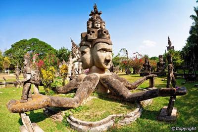 Private Tour: Vientiane City Sightseeing and Buddha Park Private Tour: Vientiane City Sightseeing and Buddha Park