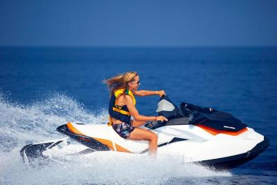 Maafushi: Water Sports Combo - Jet Ski, Kayak & Tube ride