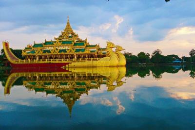 Private Yangon Day Tour with Circular Train Private Yangon Day Tour with Circular Train