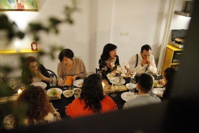 Organic & Seasonal Lunch in a Seville Home