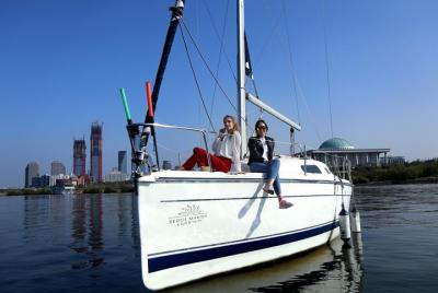 Han River private yacht tour Han River private yacht tour
