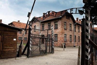 Auschwitz-Birkenau Best Value Shared Tour Auschwitz-Birkenau Best Value Shared Tour