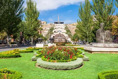 Yerevan City Walking Tour w/Brunch