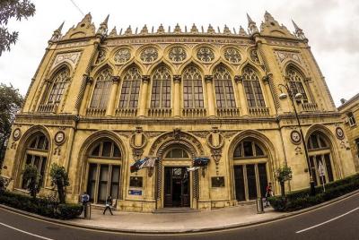 Baku city tour with guide and transfer Baku city tour with guide and transfer