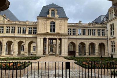 Passeggiata del Marais di Parigi con vera guida Italiana