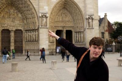 Heart of Paris Walking Tour: Île de la Cité, Seine Cruise, Sainte Chapelle