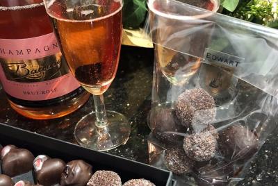 Valentine's Day Special : Champagne Chocolate Workshop in the center of Paris