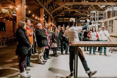 Niagara Craft-Beer Day Tour from Toronto, plus Toronto Walking To Niagara Craft-Beer Day Tour from Toronto, plus Toronto Walking To