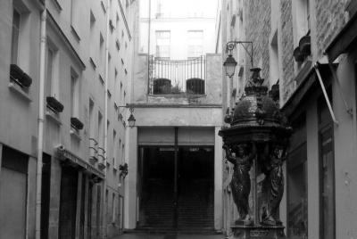 Secret Paris Private Tour