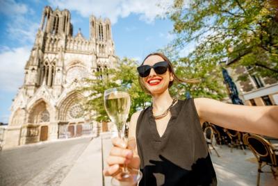From Paris: Champagne trip and tasting in Reims by train