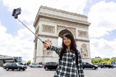 Paris Skip-the-Line Arc de Triomphe Guided Tour and Climb