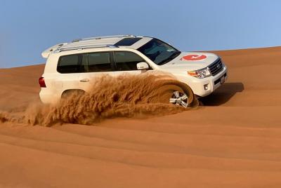 Dubai: Best Desert Safari, Sandboard, CamelRide & BBQ Dinner by T