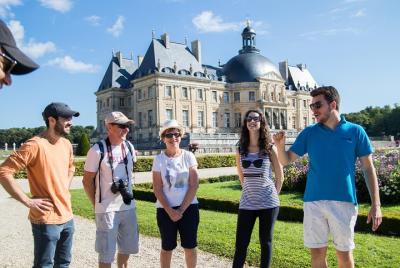 Fontainebleau and Vaux-Le-Vicomte Castle Small-Group Day Trip From Paris