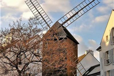 Montmartre in 1900 : Impressionist Art Walk (Small Group Tour)