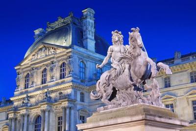Louvre Museum Skip-the-line Ticket & Seine River Cruise Louvre Museum Skip-the-line Ticket & Seine River Cruise