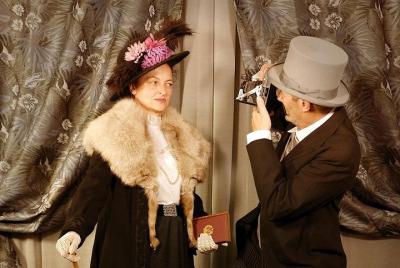 Private photo session with 1900's vintage clothing and accessories