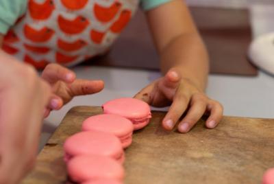 Kids in the Kitchen - MaCaRoN Kids in the Kitchen - MaCaRoN