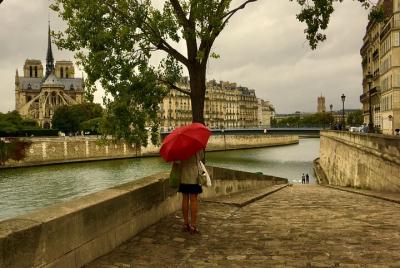 Private Paris Ghost Tour: Mona Lisa Private Paris Ghost Tour: Mona Lisa's Murder Night-time Explorati