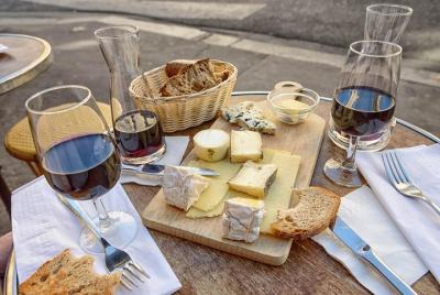Paris Le Marais Historical Walking Tour with Wine & Cheese Tasting