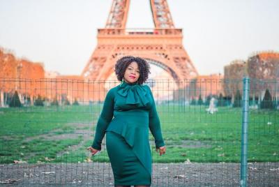 Paris Photo Shoot for Families and Couples (30 minutes)