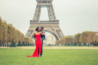 Paris Photo Shoot for Families and Couples