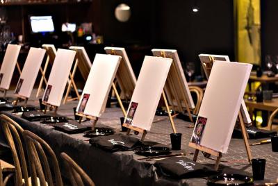 Paint your own work of art, 