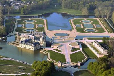 Private transfer from Paris to Chantilly or Chateau de Montvillar Private transfer from Paris to Chantilly or Chateau de Montvillar