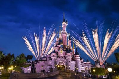 Disneyland Paris 1 or 2 Parks Ticket with Transfer from Paris Disneyland Paris 1 or 2 Parks Ticket with Transfer from Paris