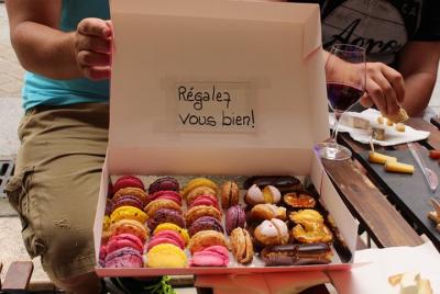 Small Group Tour - Paris Sweet Tooth Stroll Small Group Tour - Paris Sweet Tooth Stroll