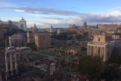 Colosseum or Vatican Small Group Tour with Free Walking Tour of R