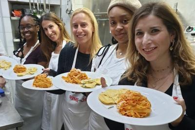 Pasta and Tiramisu Cooking Master Class in Rome with Lunch 