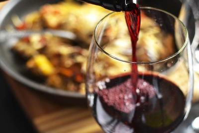 Wine Tasting in Rome with delectable meats and cheeses