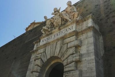 Vatican city museum's and sistine chapel Ticket without waiting i
