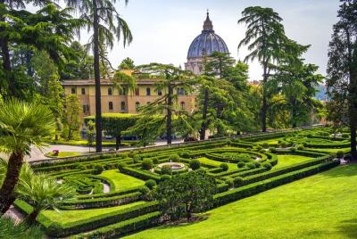 Vatican Garden Tour- Eco-friendly Minibus tour with audio guide 
