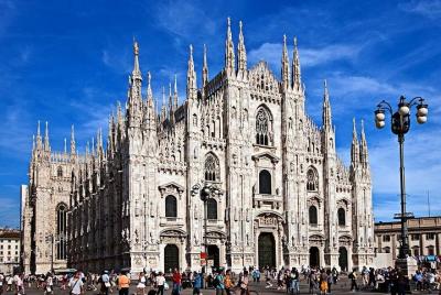 Milan Day Trip by train from Rome - Tour semi-private