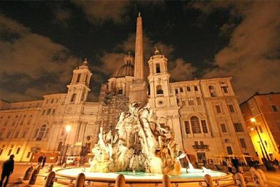 Piazzas of Rome Small-Group Sunset Tour