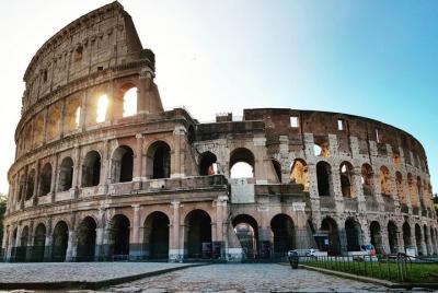 Colosseum Guided Tour with access to the Palatine hill & Roman Fo