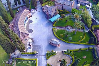 Guided tour of the catacombs of St. Callistus