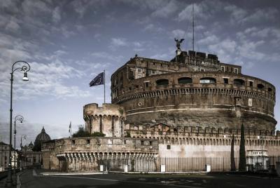 Virtual Photo Tour through Rome on Lockdown - A Unique Experience
