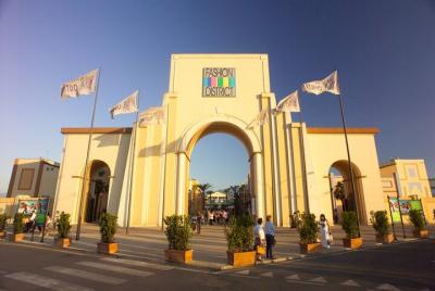 Castel Romano Designer Outlet Shopping Private Tour